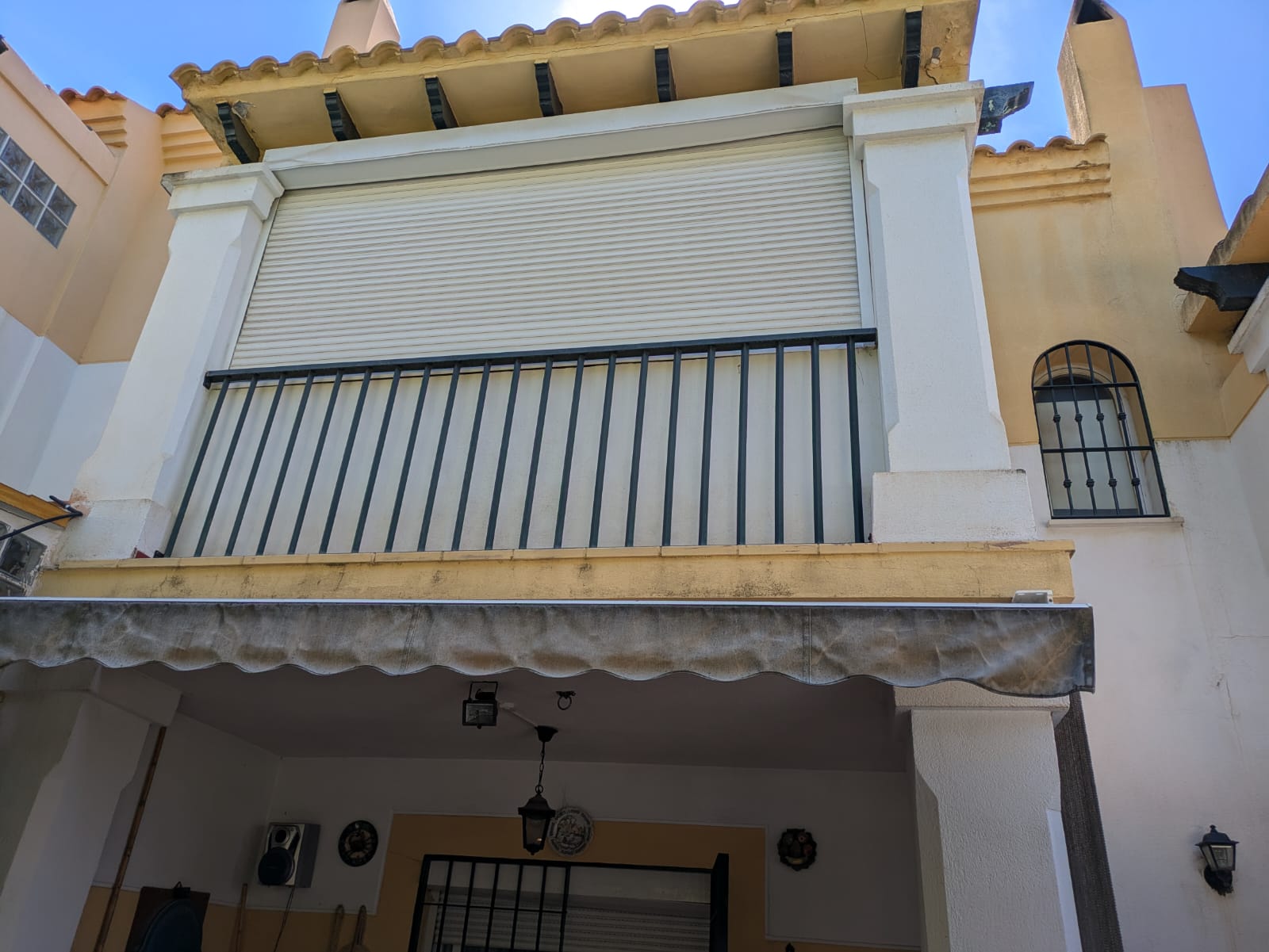 Persiana enrollable motorizada en Benidorm